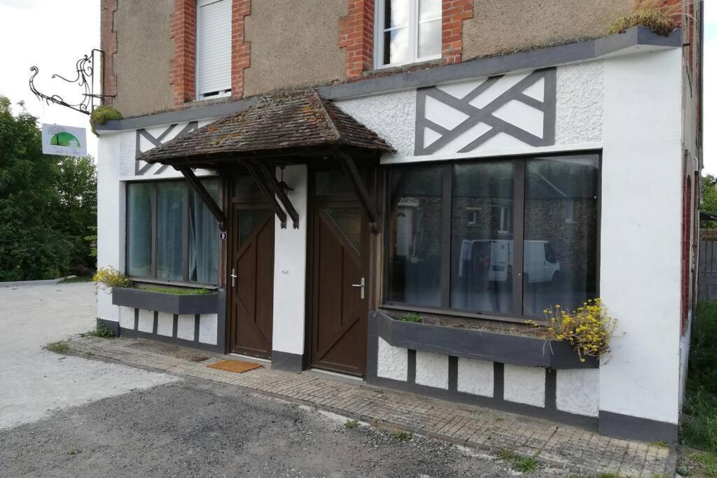La Maison Reseau Cycle Et Gites Clécy Eksteriør billede